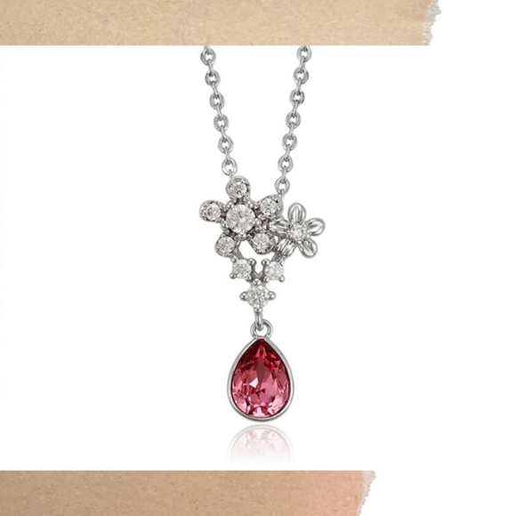 Swarovski Crystal Pendant Necklace 16 ext. 18 in. - Picture 9 of 10